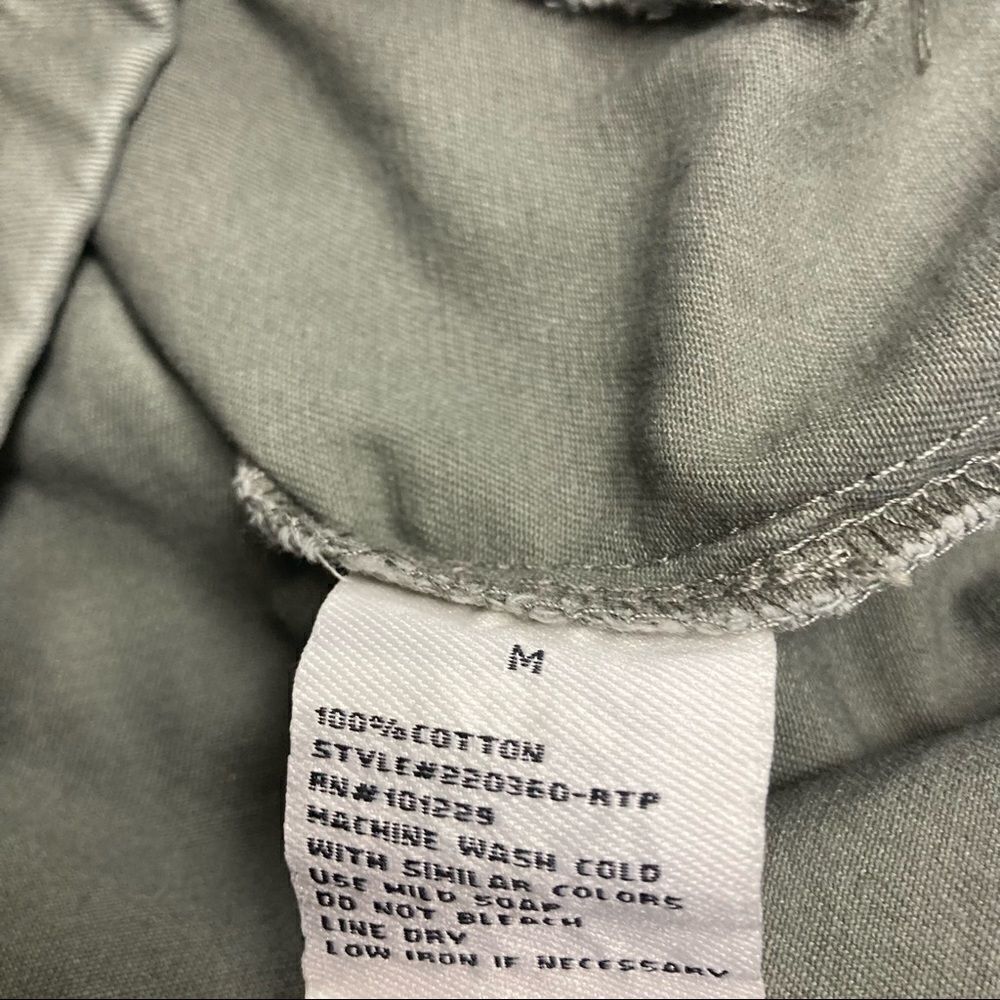 ASHLEY OUTERWEAR Women’s Army Green Vest‎ Size Medium  Zipper Closure - Picture 9 of 9
